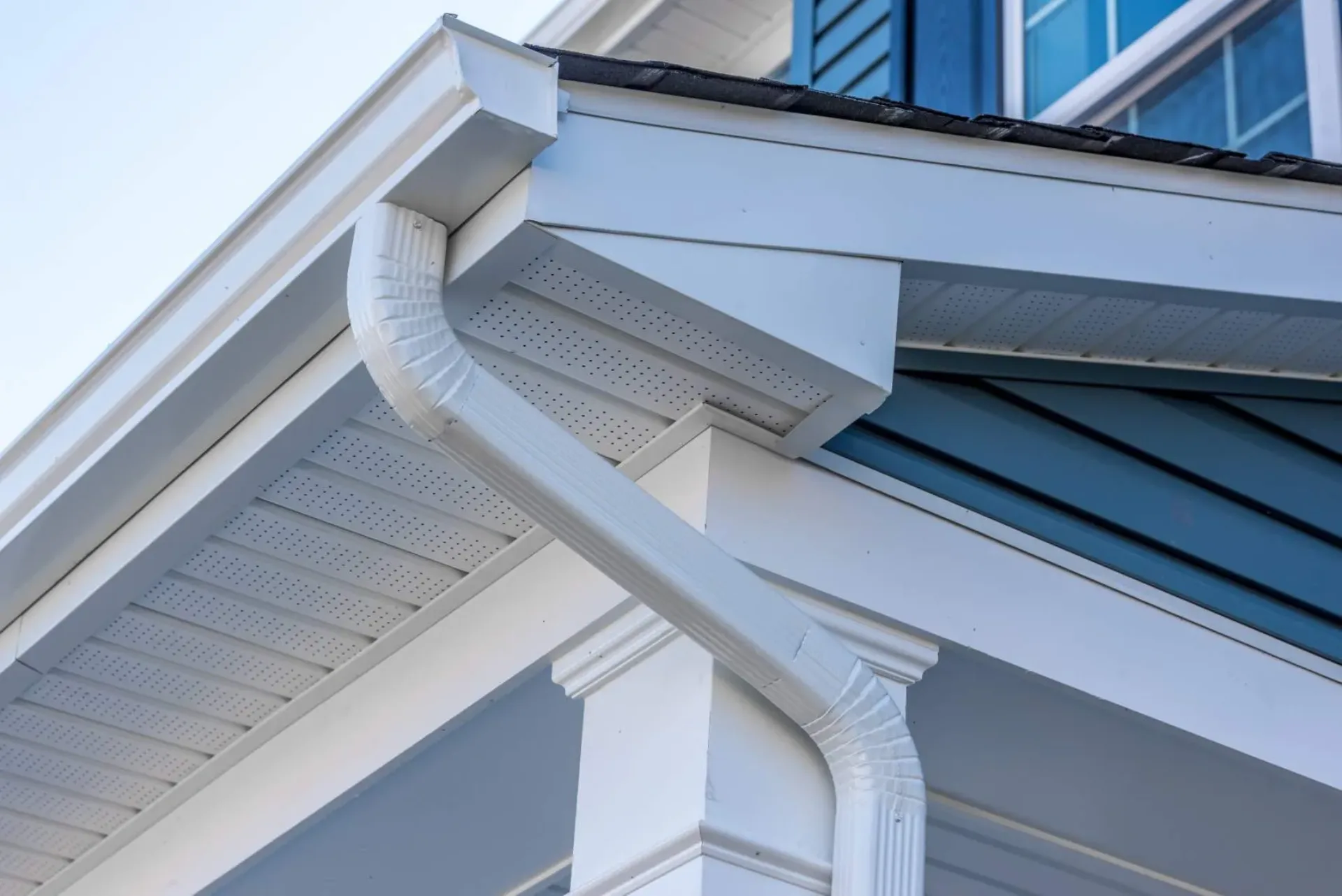 Colonial white gutter guard system, fascia, drip edge, soffit pr