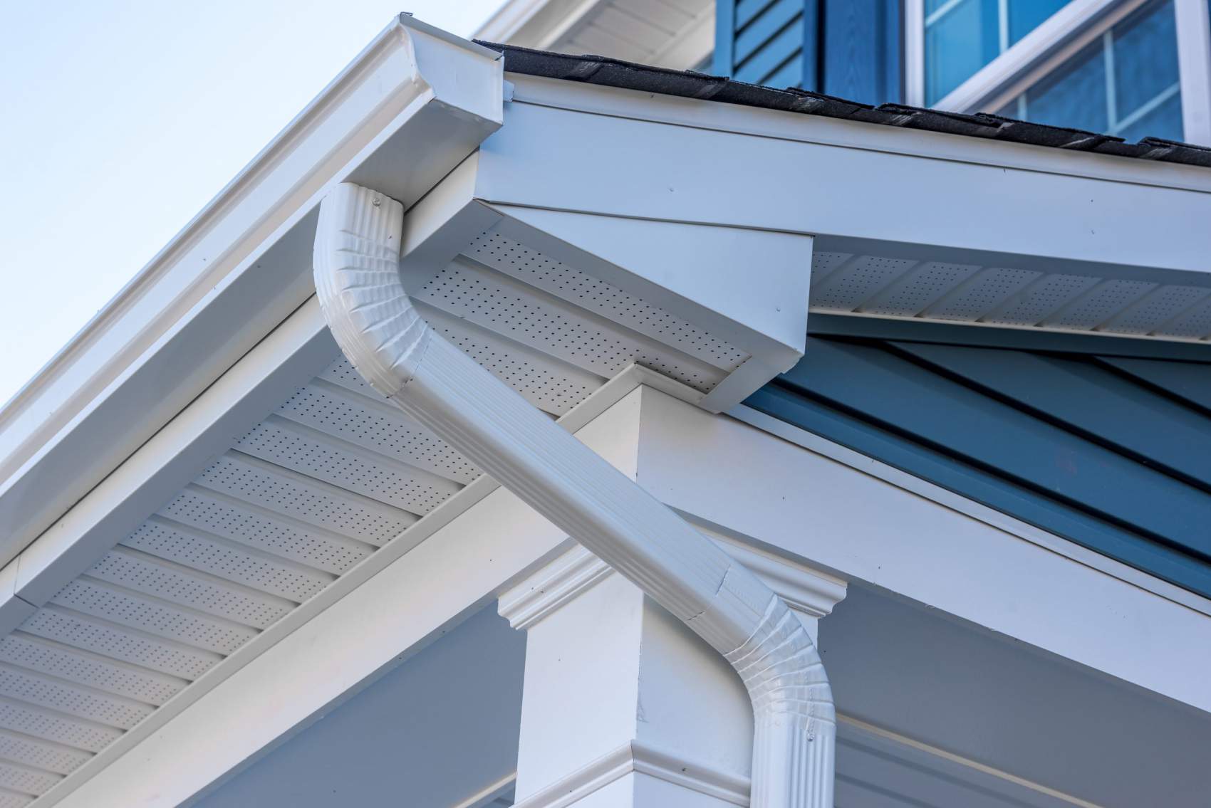 Colonial white gutter guard system, fascia, drip edge, soffit pr